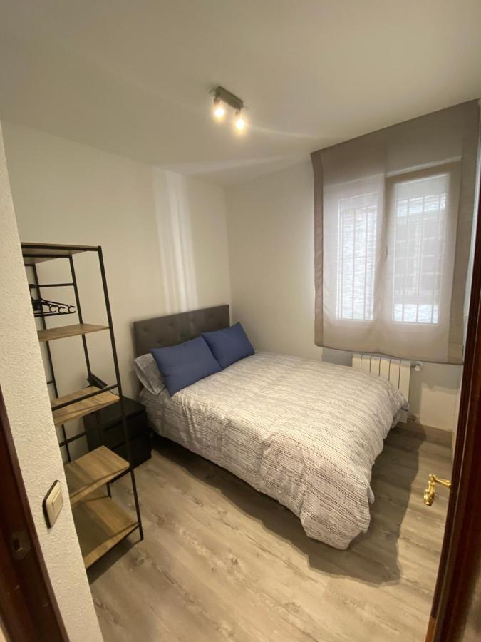 Precioso Y Confortable Piso En El Casco Historico Apartman Oviedo Kültér fotó